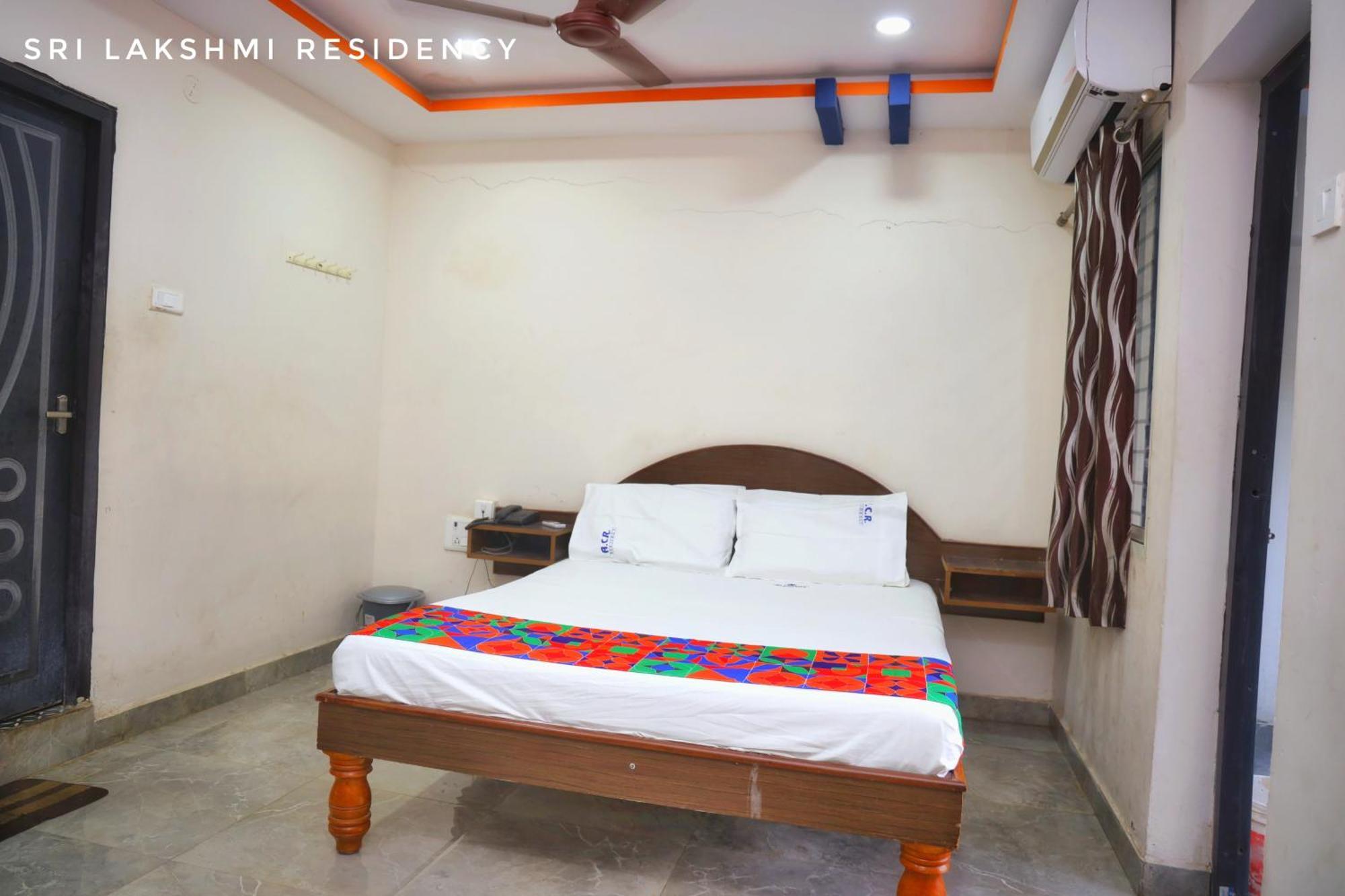 Sri Lakshmi Residency Hotel Tirupati Exterior foto